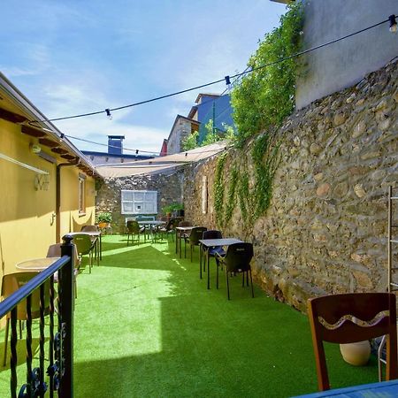 Micro-Hostal La Puerta Del Perdon Вильяфранка-дель-Бьерсо Экстерьер фото